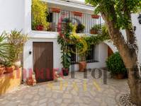 Sale - Townhouses - Oliva - 