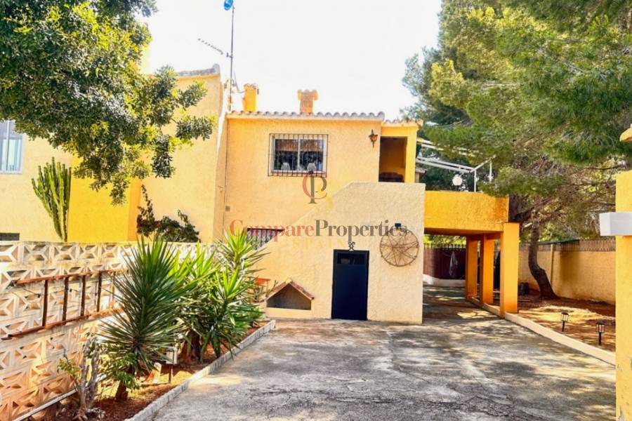 Sale - Villa - Dénia - Las Rotas