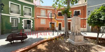 Townhouses - Sale - Dénia - Casco antiguo