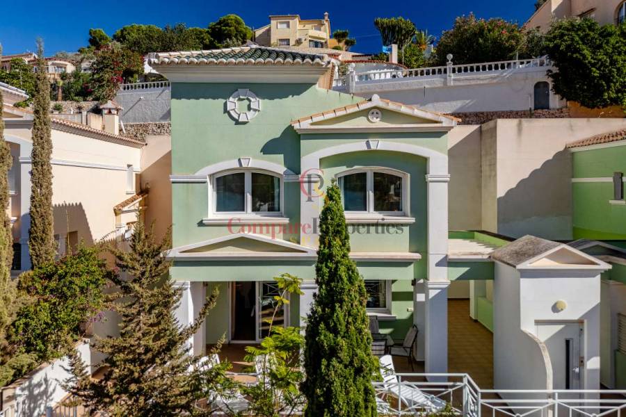 Sale - Townhouses - Calpe