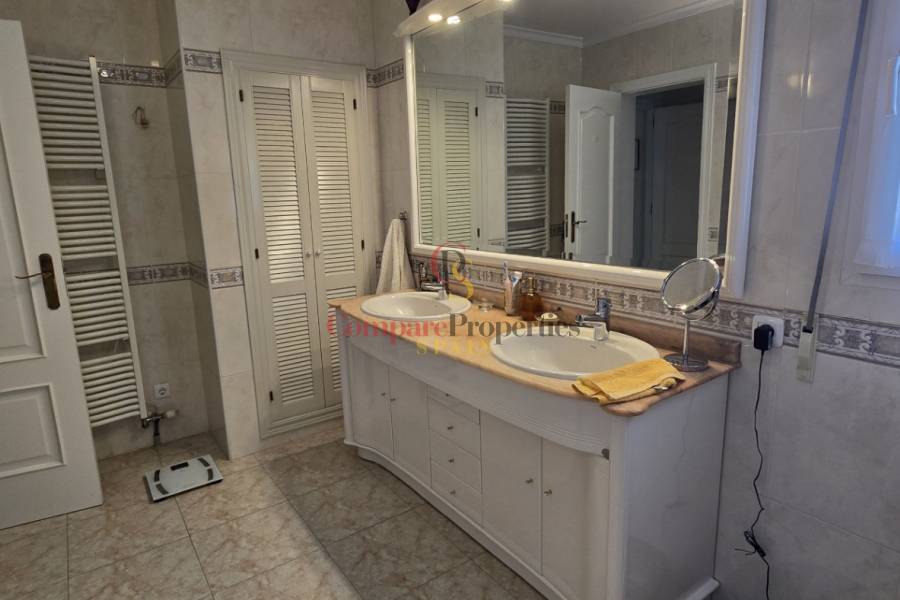 Sale - Villa - Orba Valley - Orba