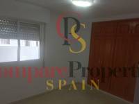 Sale - Apartment - Oliva - 
