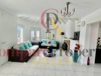 Sale - Villa - Jalon Valley - Valley / Urbanización