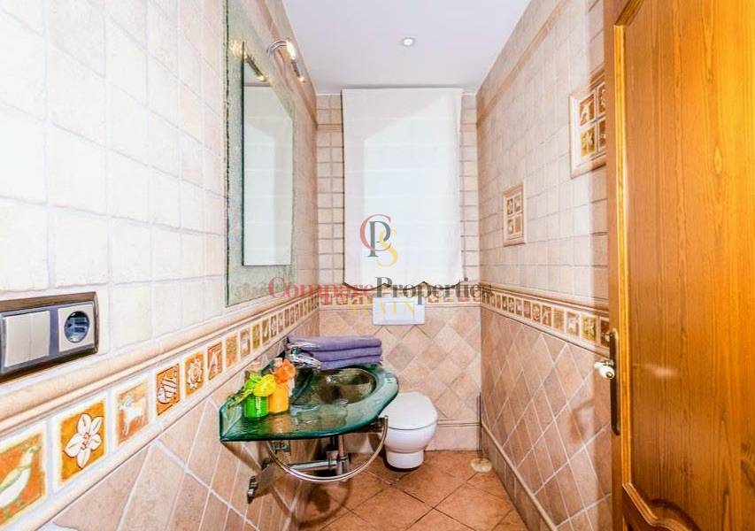 Sale - Villa - Benissa - 03725