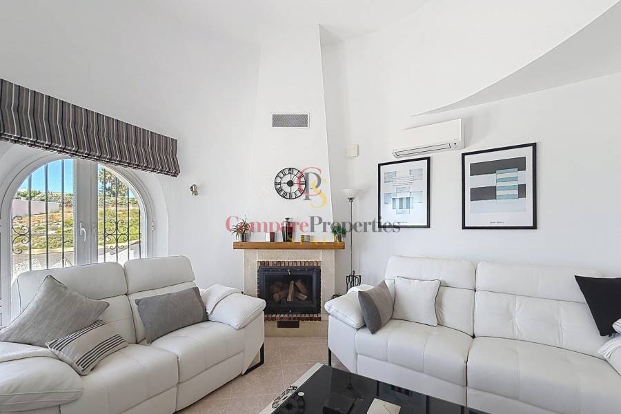 Sale - Villa -  - Kalmias