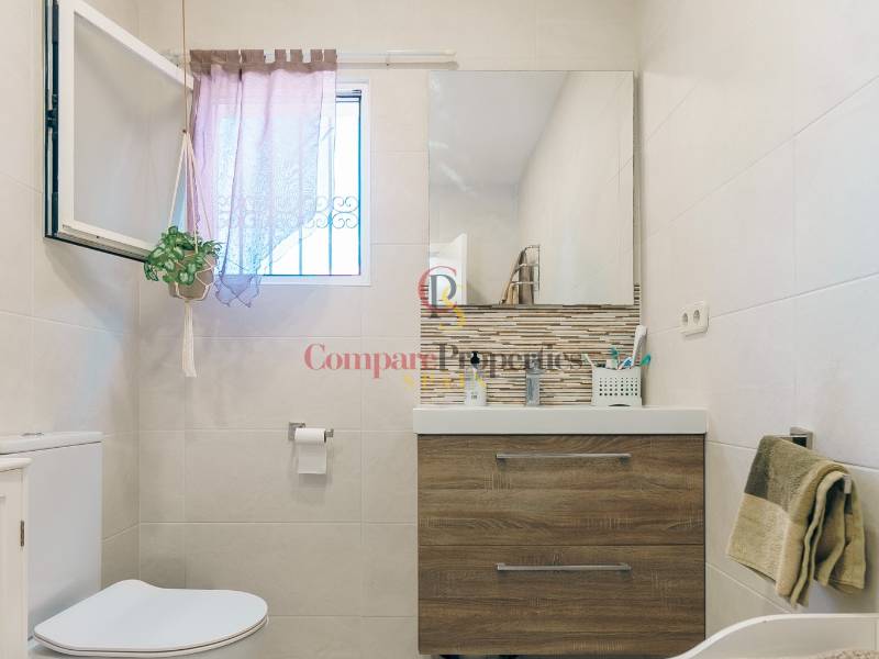 Venta - Villa - Albir