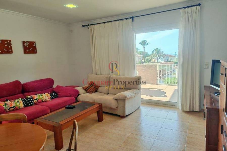 Sale - Villa - Dénia - Las Rotas