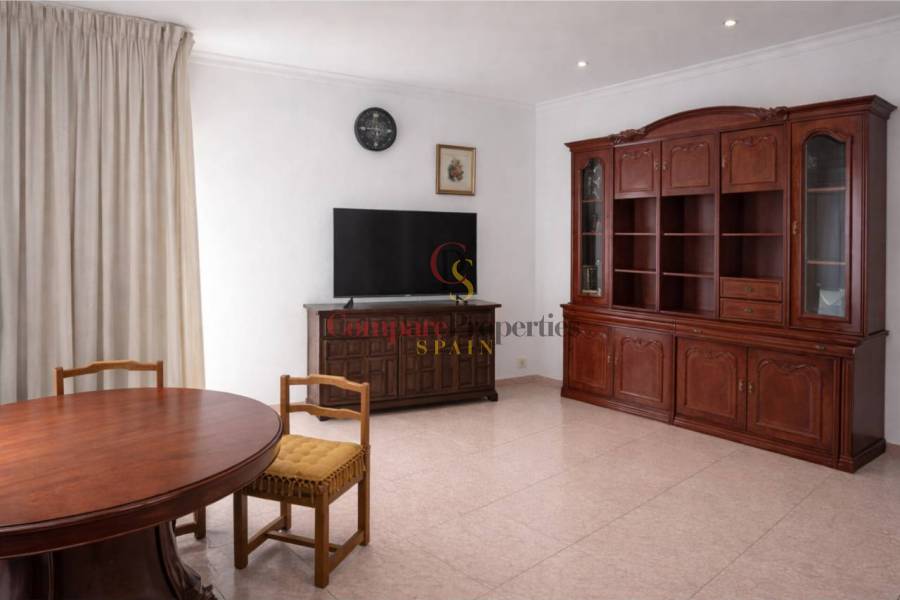 Sale - Apartment - Oliva - 