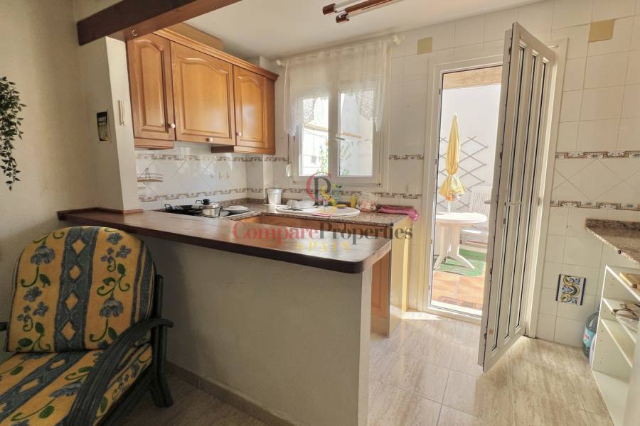 Sale - Villa - El Vergel - 