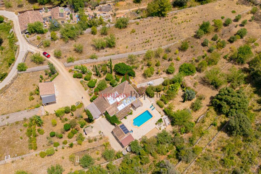 Sale - Villa - Jalon Valley - Comunidad valenciana