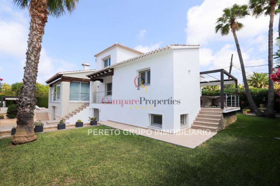 Sale - Villa - Dénia - Montgo