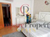 Sale - Apartment - Oliva - 