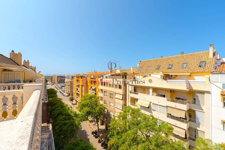 Sale - Apartment - Dénia - 