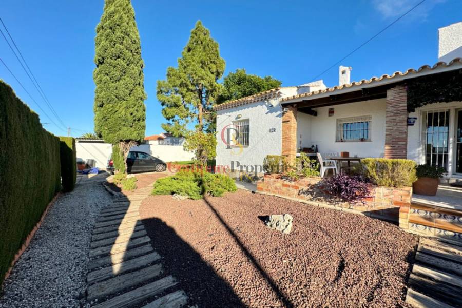 Sale - Villa - Dénia - Marquesa