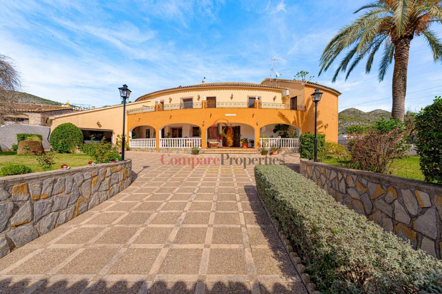Verkauf - Villa - Jalon Valley - Pueblo 10