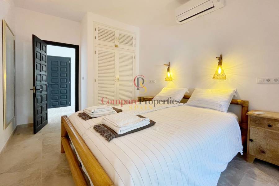 Sale - Villa - Moraira - Benimeit