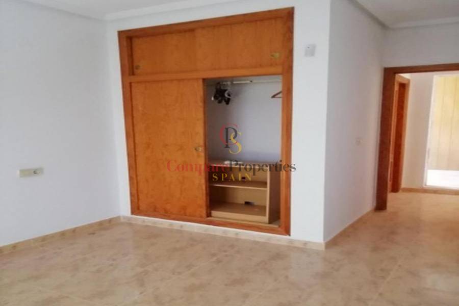 Sale - Townhouses - Torrevieja