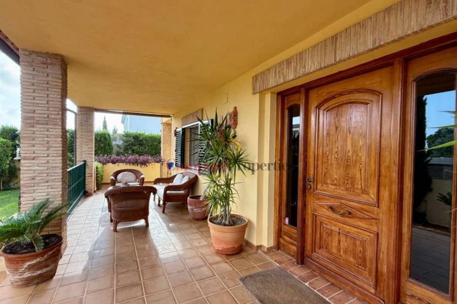 Sale - Villa - Dénia - 
