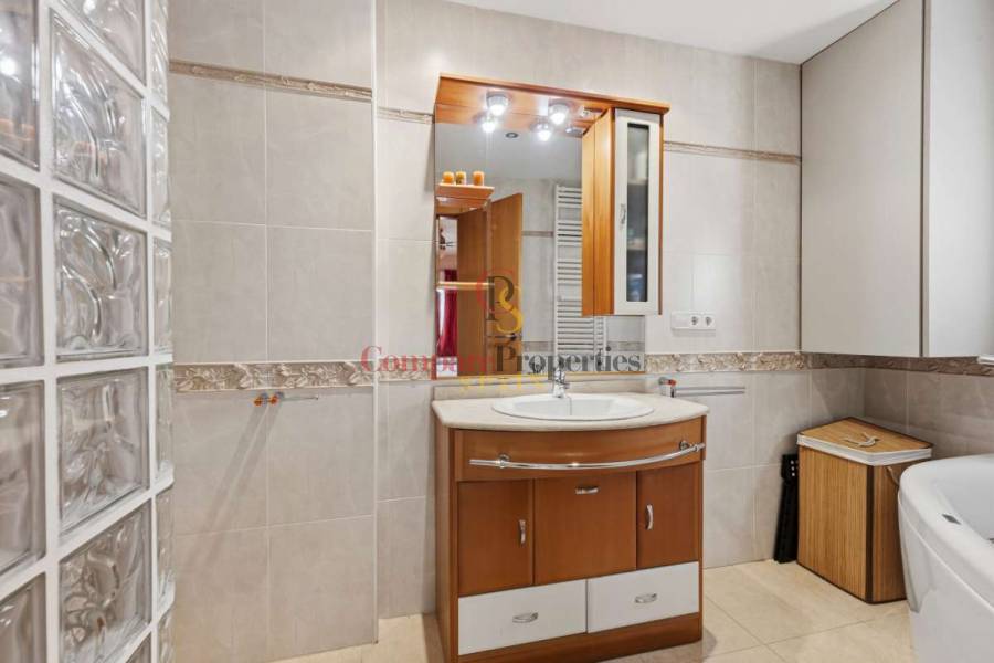 Verkauf - Villa - Calpe