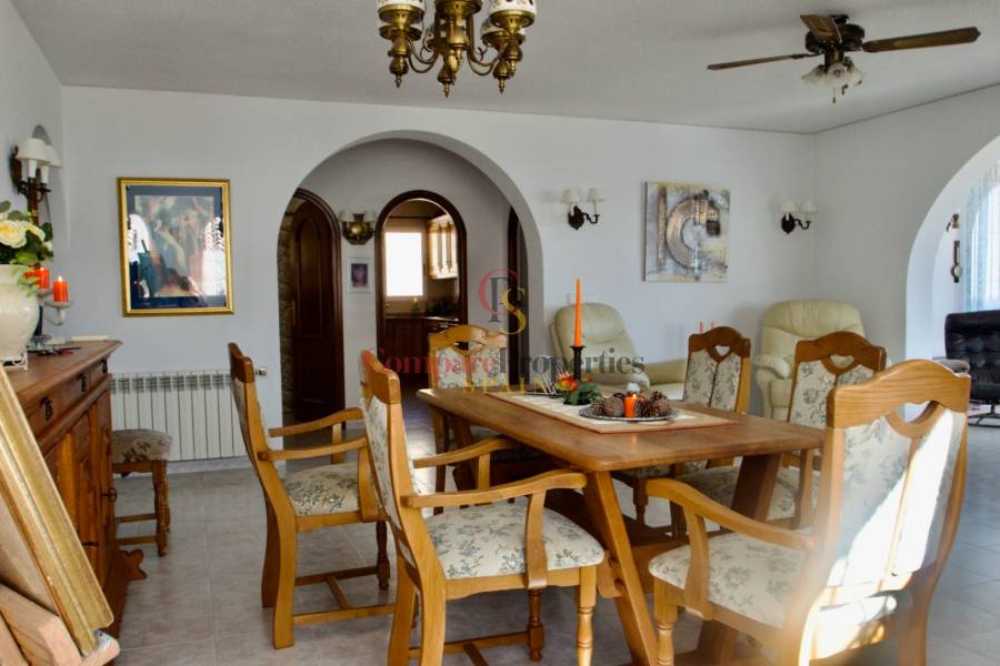 Sale - Villa - Alfaz Del Pi - Cautivador