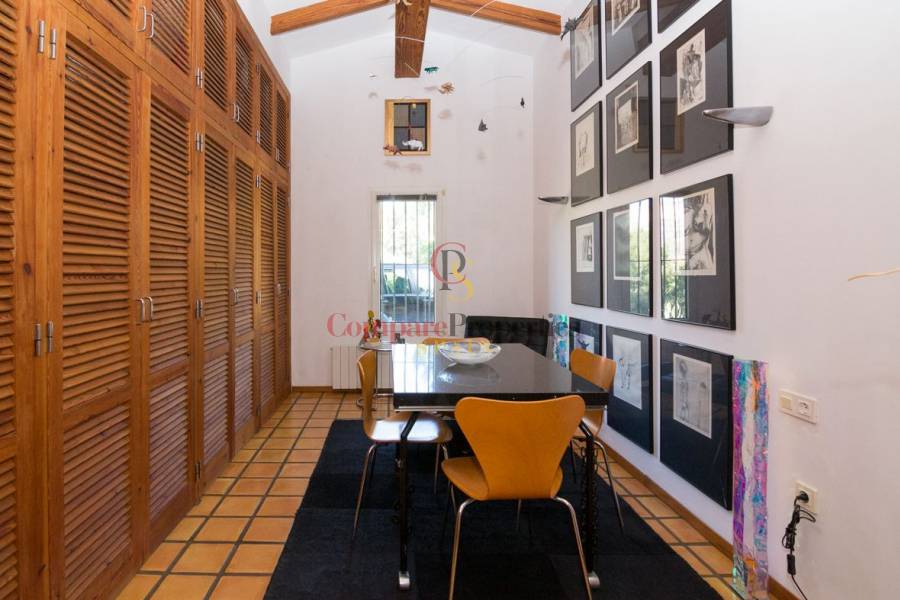 Sale - Villa - Jesús Pobre - Periferia