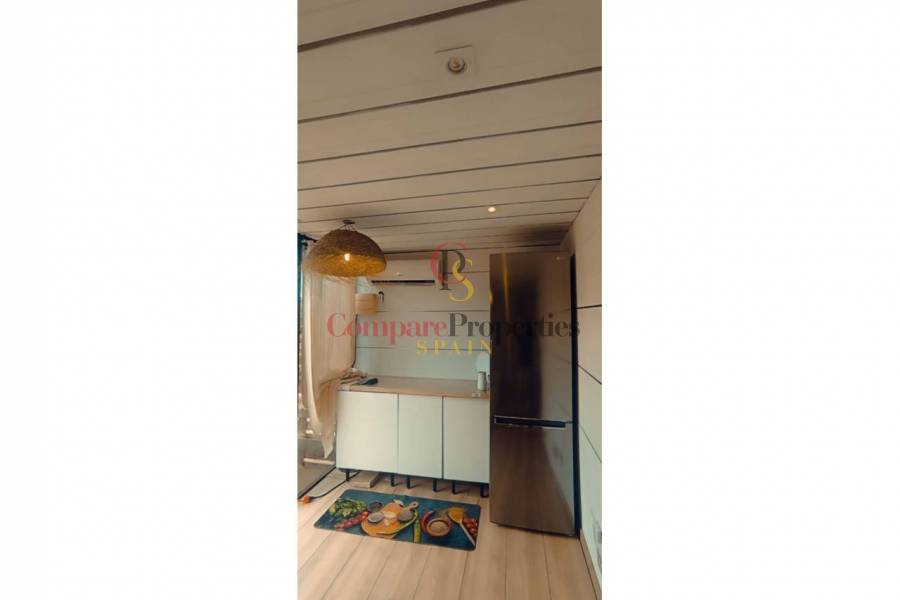 Sale - Apartment - Oliva - 
