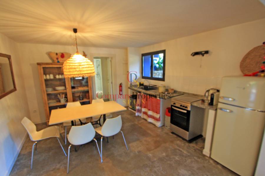 Sale - Villa - Orba Valley - Casco urbano