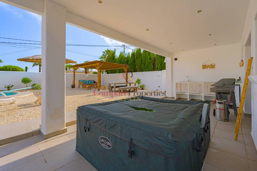 Verkauf - Villa - Jávea - El Arenal