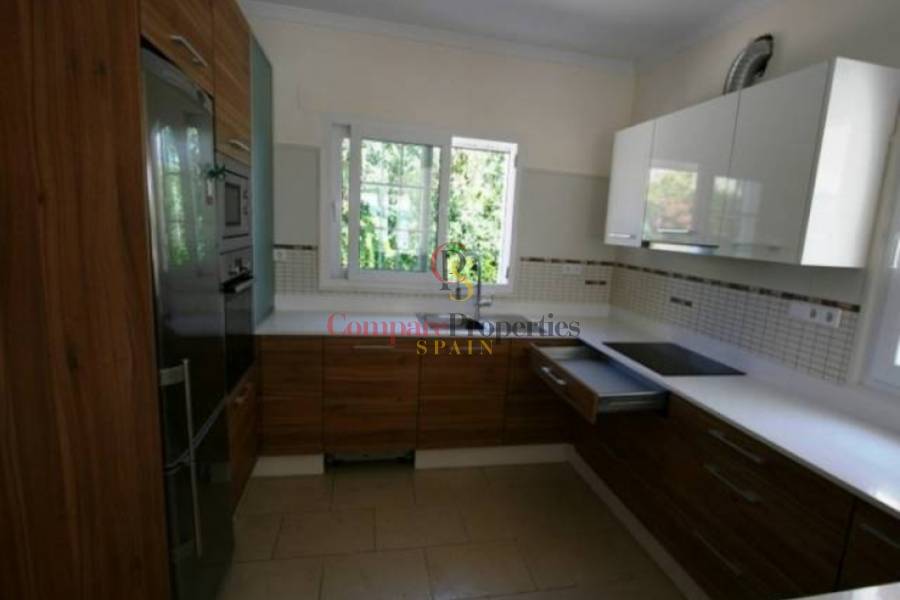 Sale - Villa - Jávea