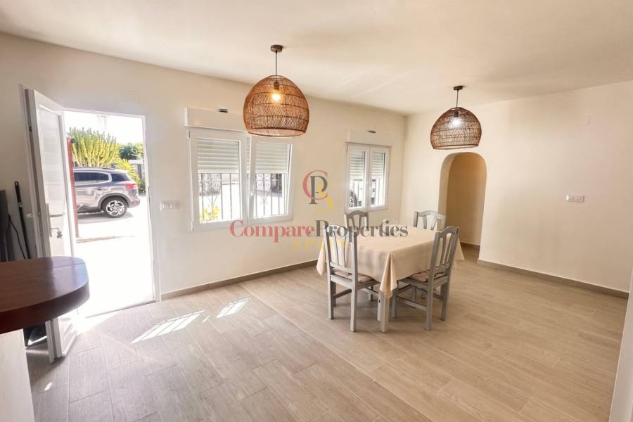 Sale - Villa - Dénia - Las Rotas