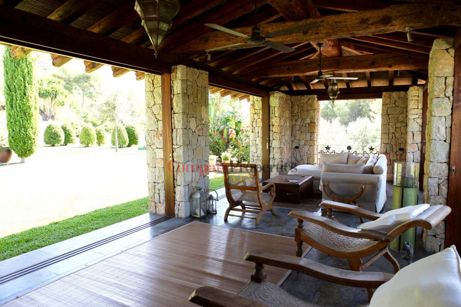 Sale - Villa - Jávea