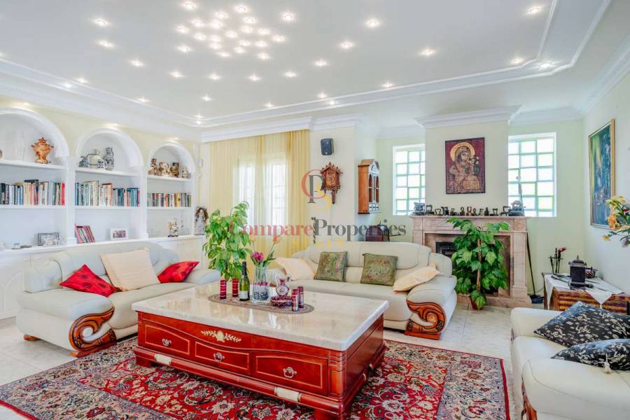 Sale - Villa - Calpe