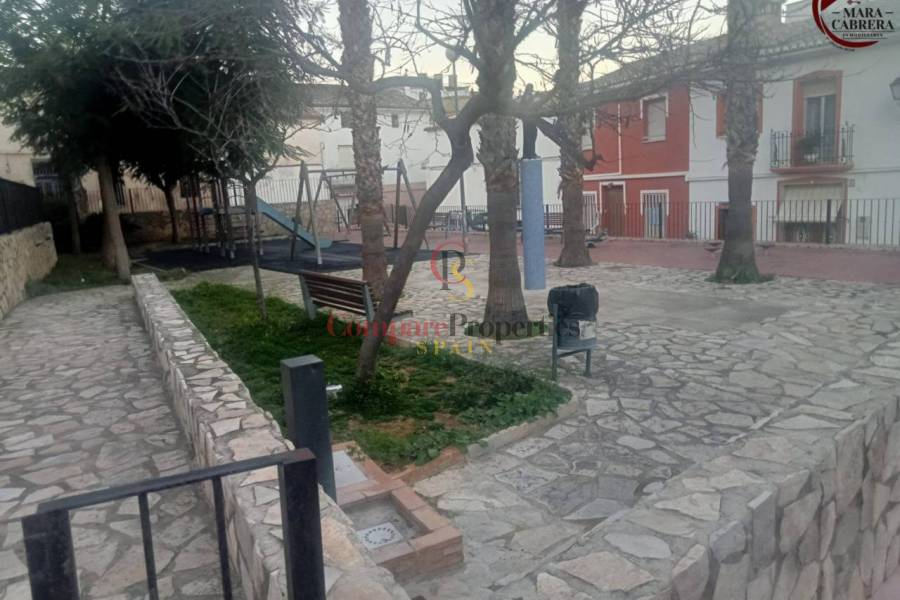 Sale - Apartment - Ador - 