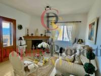 Sale - Villa - Jalon Valley - Valley / Urbanización