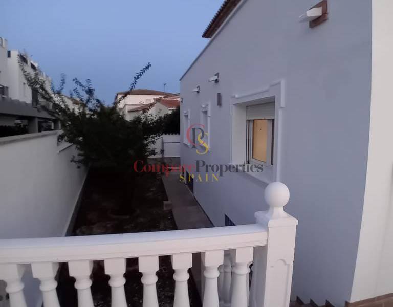 Sale - Villa - Dénia - La Pedrera