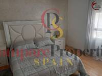 Sale - Apartment - Oliva - 
