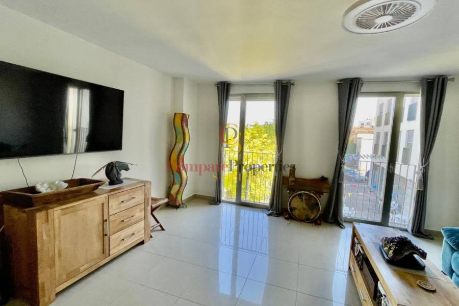 Sale - Apartment - Jalon Valley - Ciudad