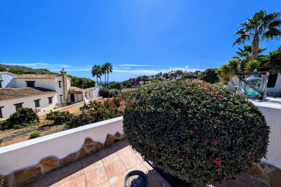 Sale - Semi-Detached Villa - Moraira - La sabatera
