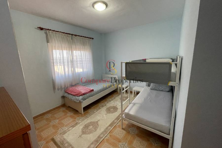 Sale - Villa - Albatera