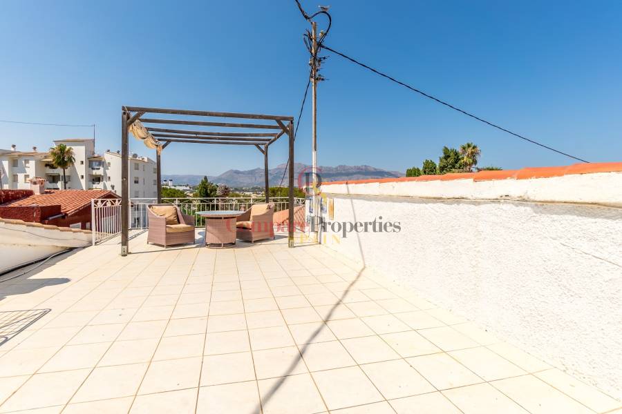 Venta - Villa - Albir