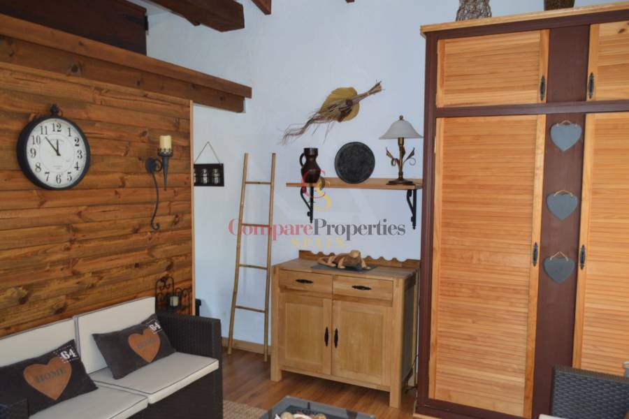 Verkoop - Villa - Jalon Valley - Campo