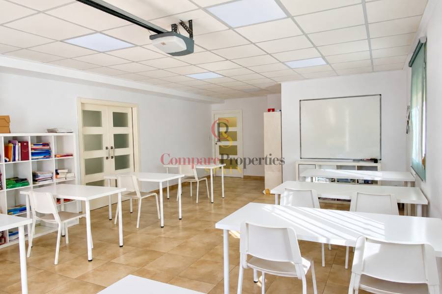 Verkoop - Villa - Orba Valley - Orba
