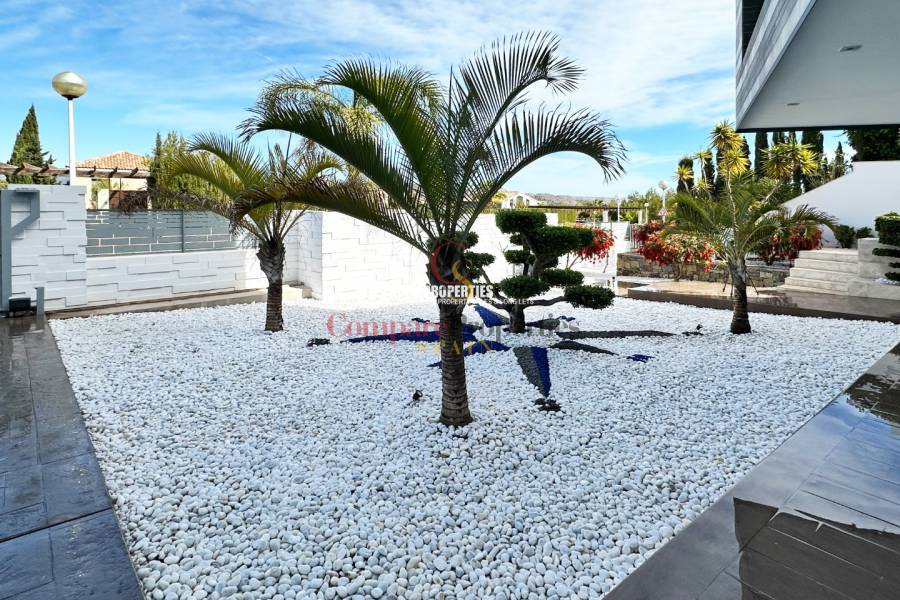 Venta - Villa - Jávea