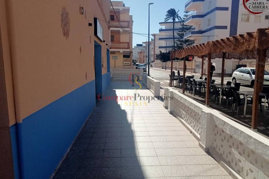 Sale - Villa - Piles - 