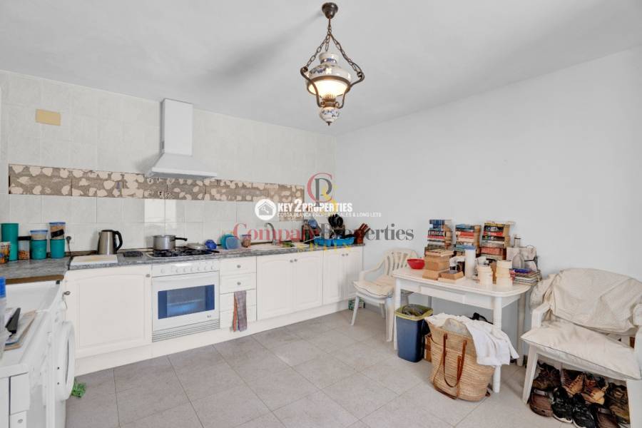Sale - Villa - Orba