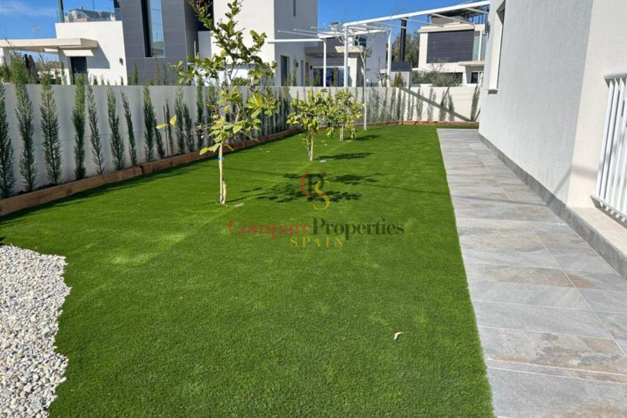 Verkauf - Villa - El Campello - 