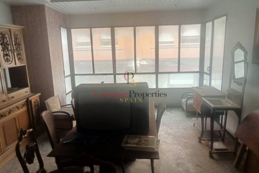 Sale - Apartment - Oliva - 