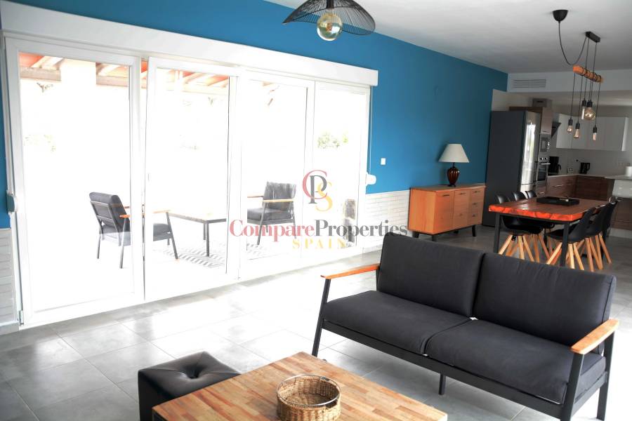 Venta - Villa - Macisvenda