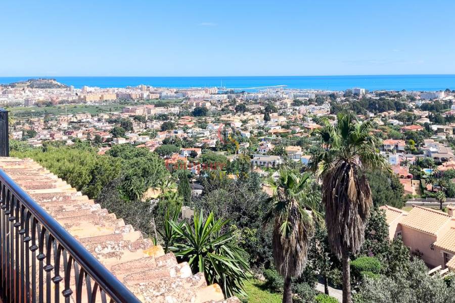 Sale - Villa - Dénia - Montgo