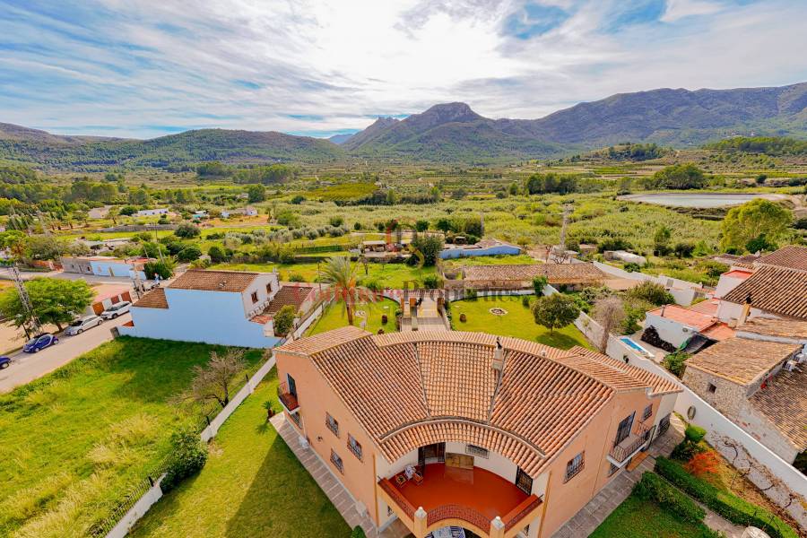 Verkauf - Villa - Jalon Valley - Pueblo 10
